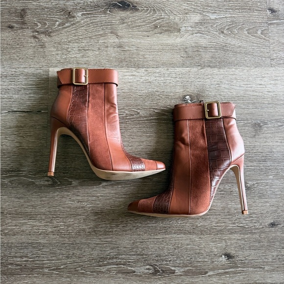 Shoe Dazzle Brown Textured Heeled Boots - Picture 5 of 10